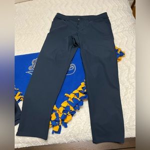 Lululemon ABC pants 34
